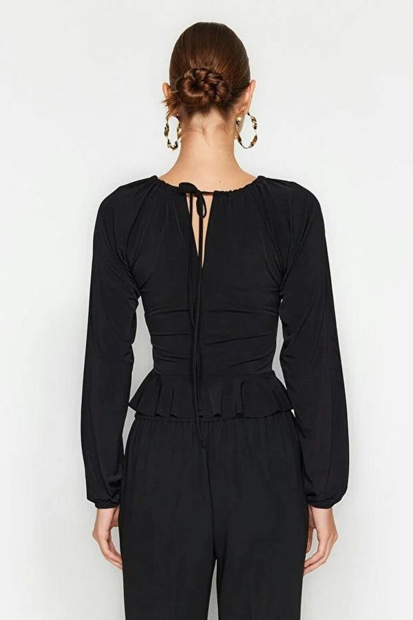 WOVCOR Cut Out Detail Knitted Blouse with Accessories