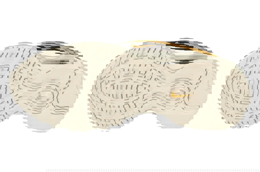 Nike Womens Air Max 97 Se Aq4137  700 - Metallic Gold 700 - Photo 4