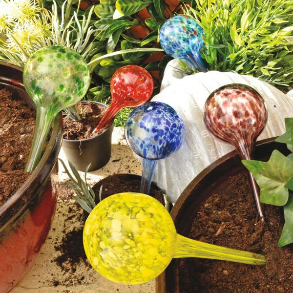 Watering Spheres (6)