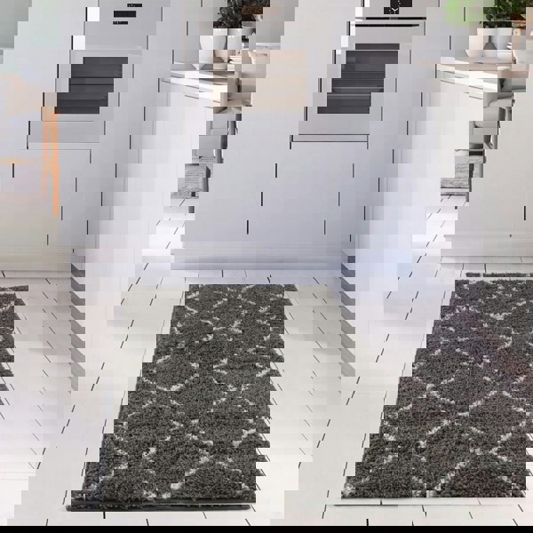 Shaggy Dark grey rug High Qualit Elegant Moroccan Pattern Suitable for Floor heating