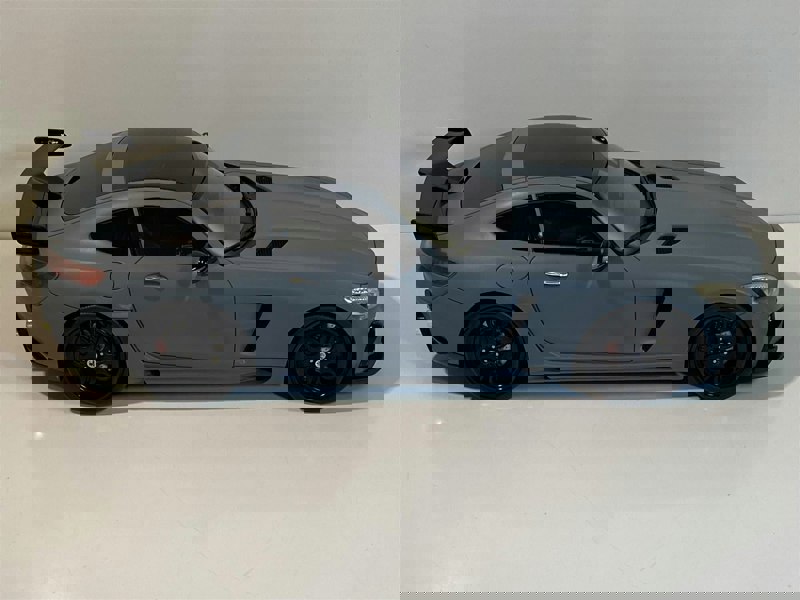 mercedes benz amg gt fab design matt grey 1:18 gt spirit kj018gy
