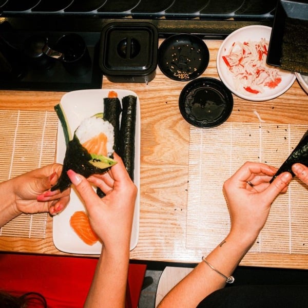 Virgin Experience Days Sushi Making Class with Prosecco or Beer for Two at YO! Sushi School