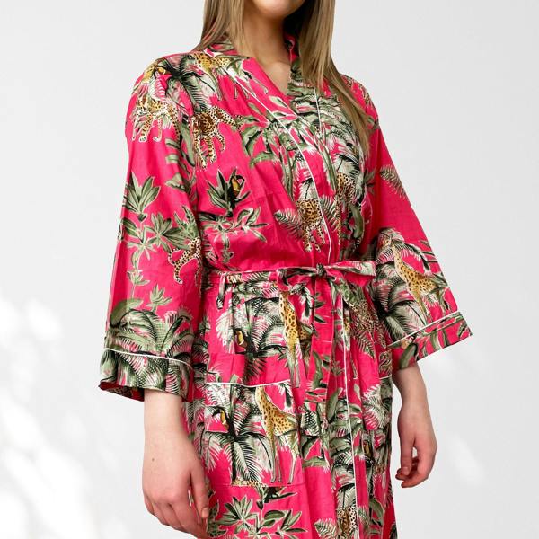 Hayley & Co Giraffe Print 100% Cotton Dressing Gown