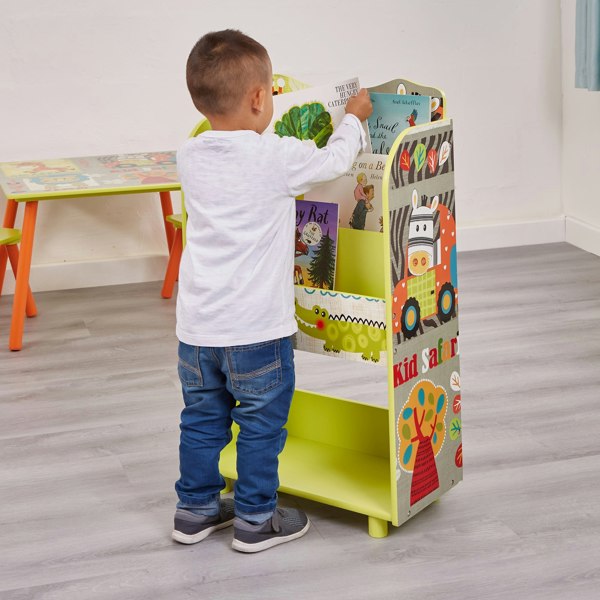 TF4802-kid-safari-bookshelf-lifestyle-jamie