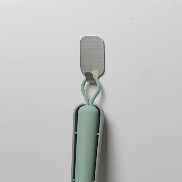 JVL Rubber Dust Pan And Brush - Grey