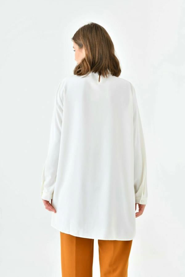 Hoxton Gal Oversized Long Sleeve Button Detailed Tunic Top in White