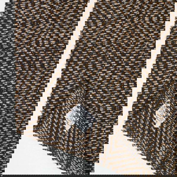 HOMESCAPES Black Geometric Jute Rug