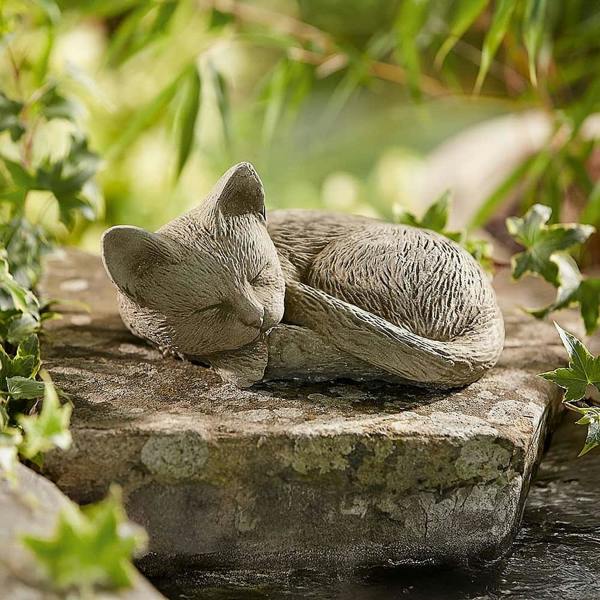 Museum Selection Edo Sleeping Cat Ornament - 11 x 18 x 17cm