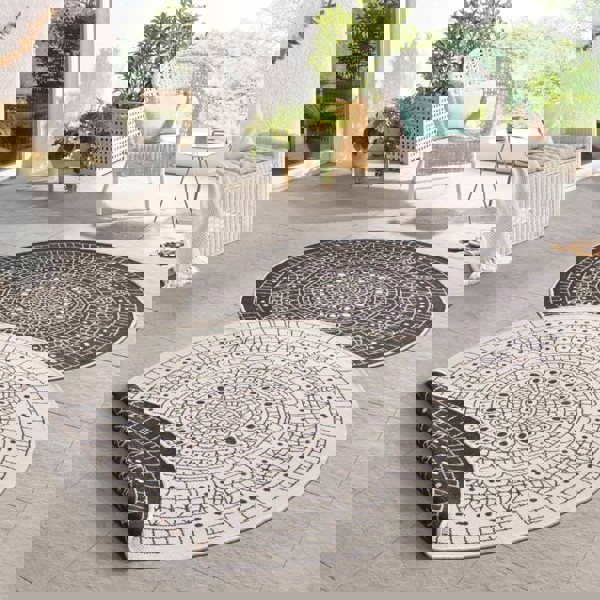 The Rugs Porto Reversible Indoor-Outdoor Rug - Durable