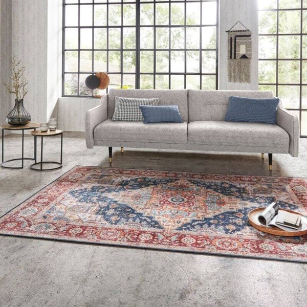 The Rugs Vintage Medallion Rug – Classic Multicolour Design