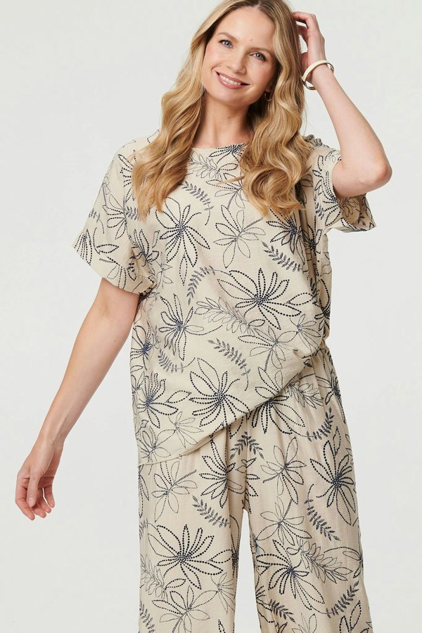 Navy | Floral Relaxed Short Sleeve Top
