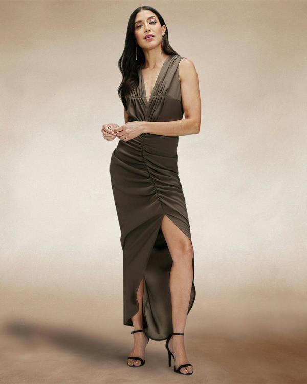 HotSquash Deep V-Neck Ruched Dress