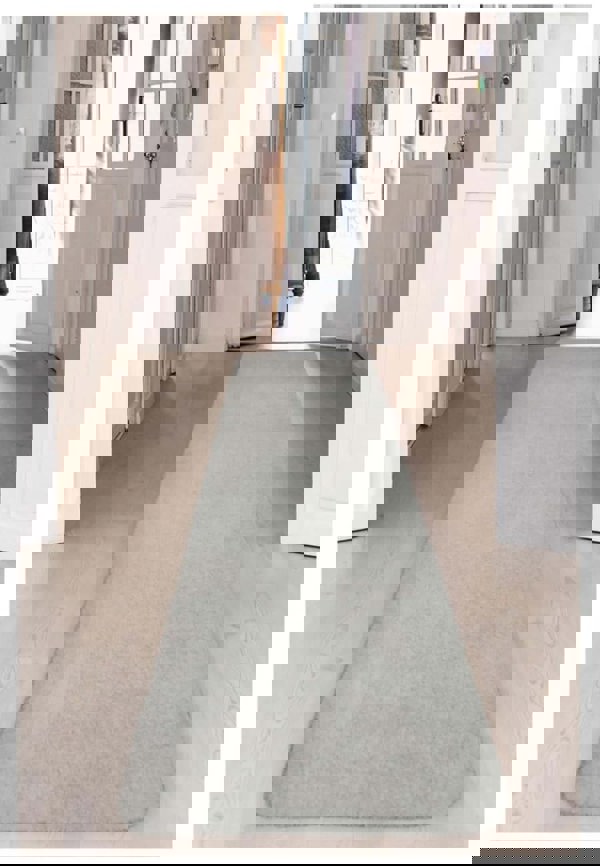 Eco-Friendly Recycled Low Pile Rug in Beige – The Rugs