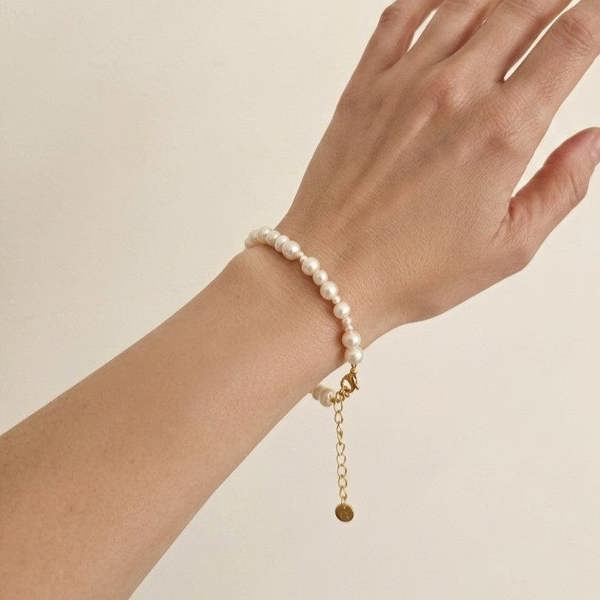 Gold Trip Timeless Pearl Bracelet