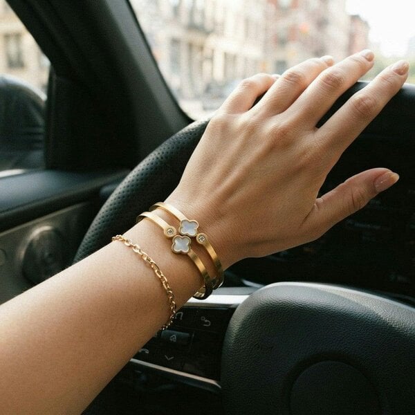 The Colourful Aura 18k Gold Plated Double Band Clover Bangle Bracelet