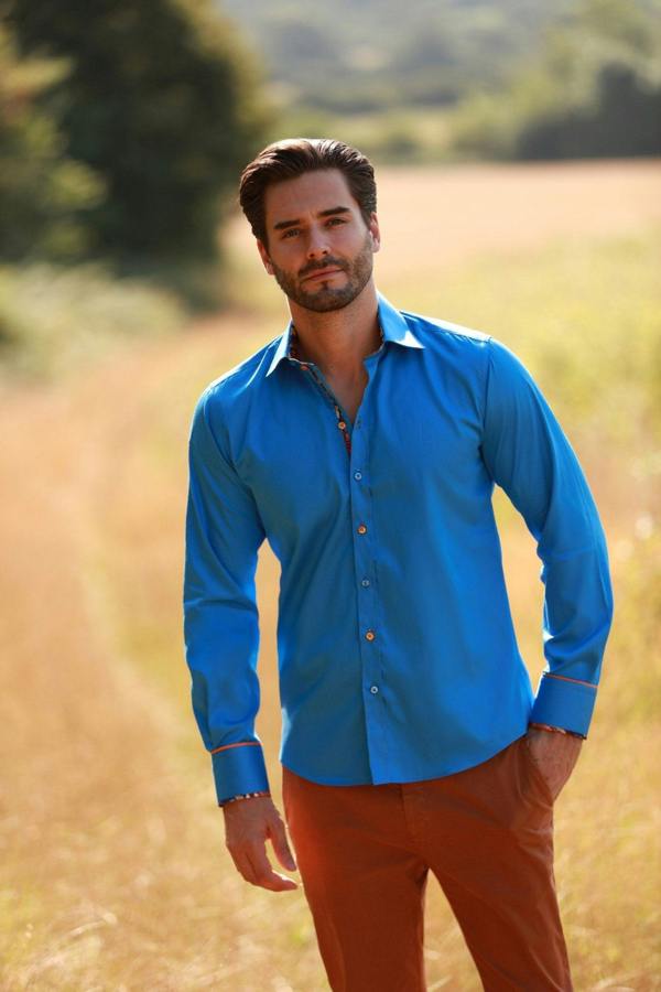 CLASSIC SIGNATURE PLAIN SHIRT - BEST SELLER – Premium Men's Patterned Shirt by Claudio Lugli | Bold Design, Tailored Fit, Best Printed Shirts