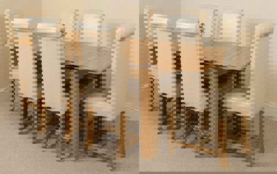 That's Furniture Richmond Medium Oak Extendable Dining Table with Washington Leather Chairs
