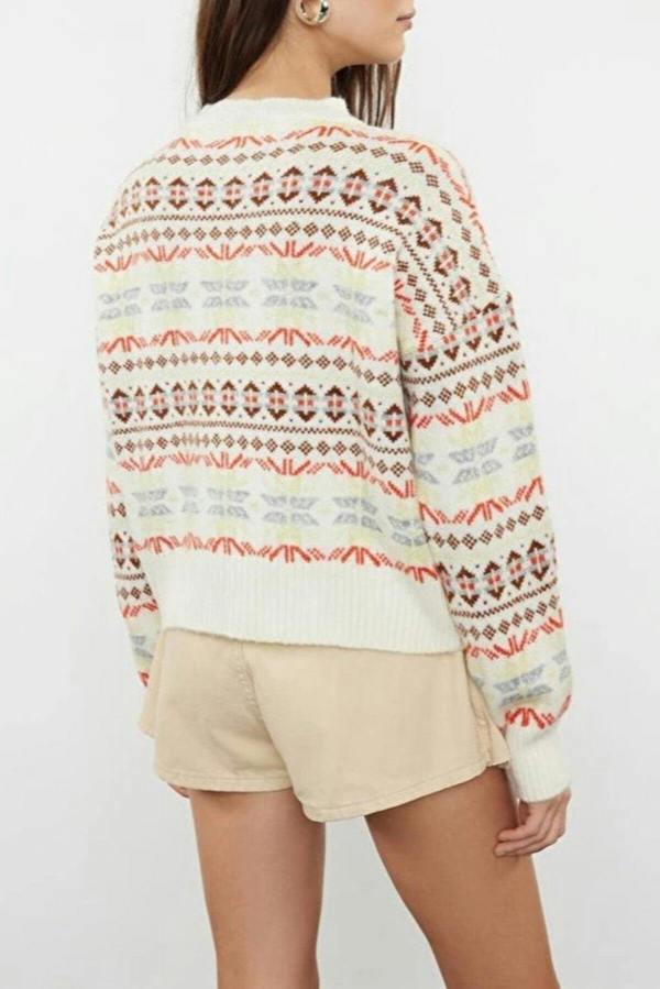 WOVCOR Soft-Textured Patterned Oversize Knit Sweater