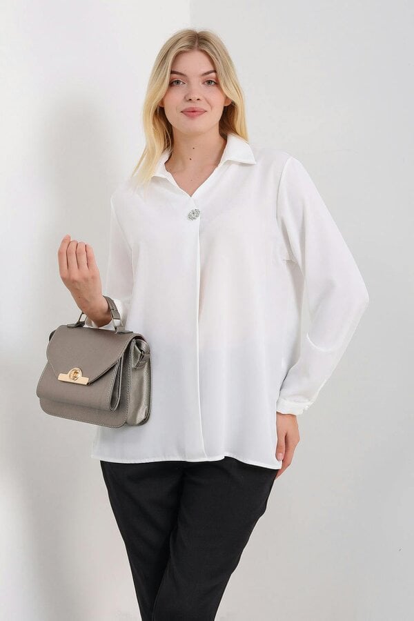 Hoxton Gal Oversized Long Sleeves Blouse with Brooch Details in White