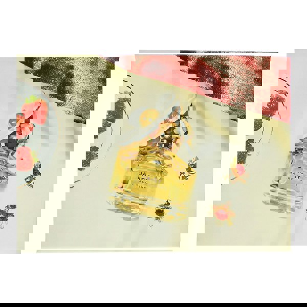 Marc Jacobs Daisy 3 Piece Gift Set: Eau de Toilette 100ml - Body Lotion 75ml - Eau de Toilette 10ml