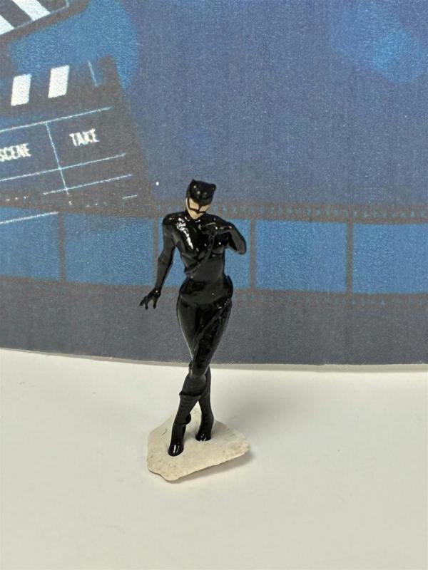 MCSlots Cat Woman 1:64 Scale Painted Figure Cartrix CTLE64035
