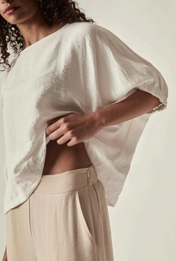 James Lakeland Relaxed Gathered Sleeve Top – Cream