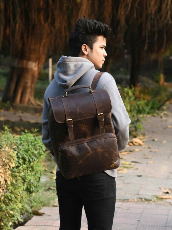 Layne Vintage Leather Backpack - DÖTCH CLUB