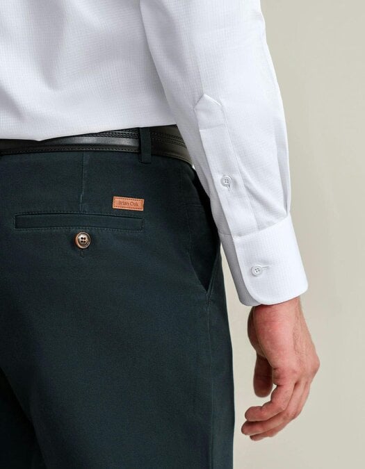 Men's Easy Care Textured White Dress Shirt