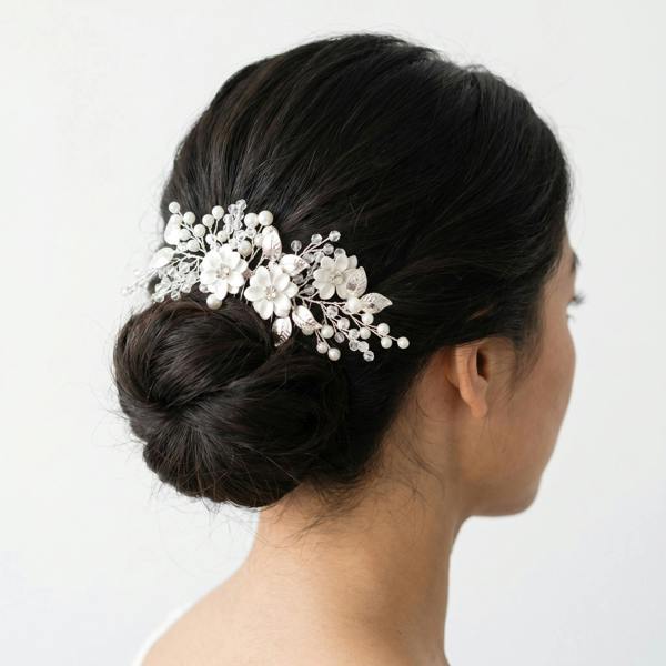 Gold Trip Frosted Flower Hair Comb