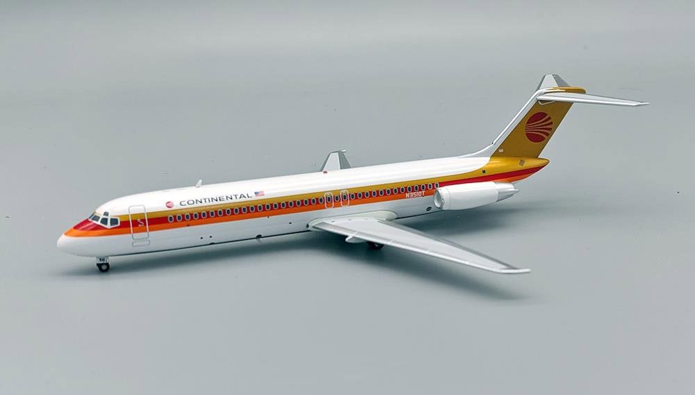 MCSlots Continental Airlines McDonnell Douglas DC-9-32 N3510T 1:200 IF932CO0124