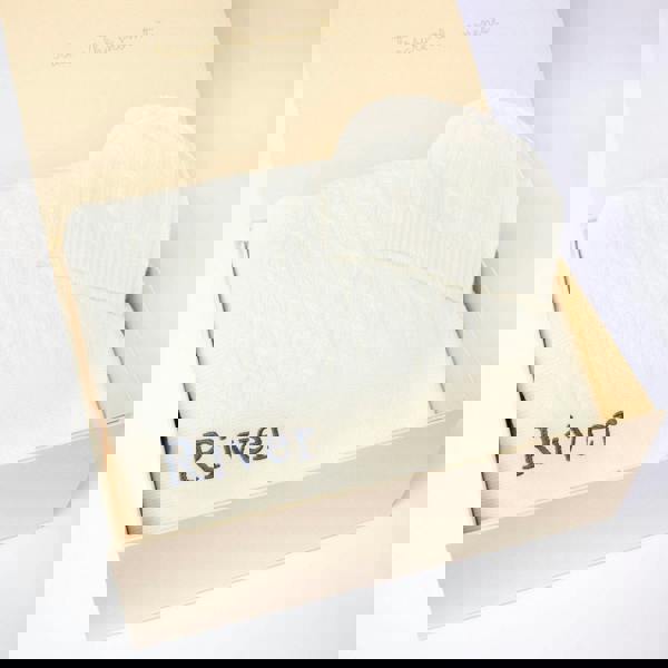 The Baby Gifting Company CLASSIC CASHMERE BABY GIFT SET - IVORY