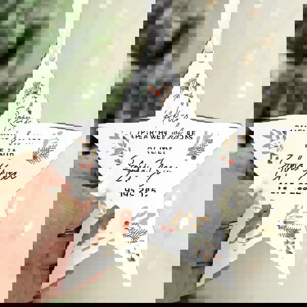 Personalised Memento Company Personalised Robin Memorial Star Ornament