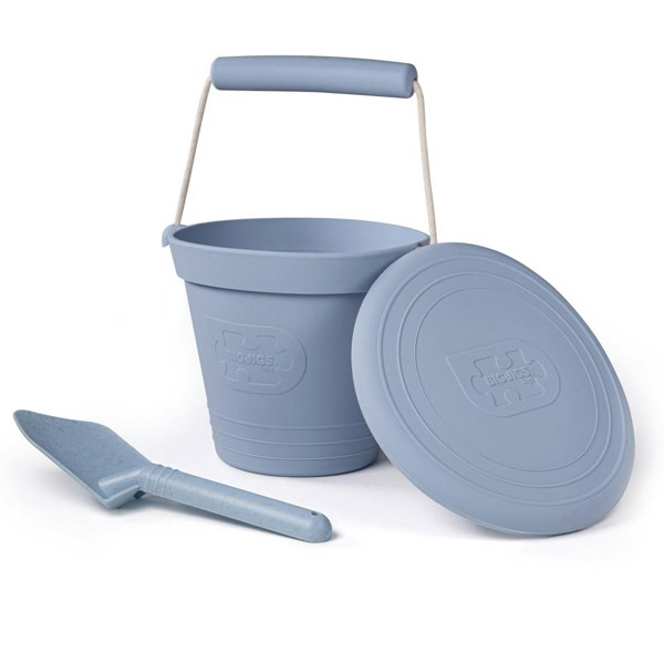 Bigjigs Toys 3 Silicone Beach Toys, Bucket, Flyer and Spade - Light Grey