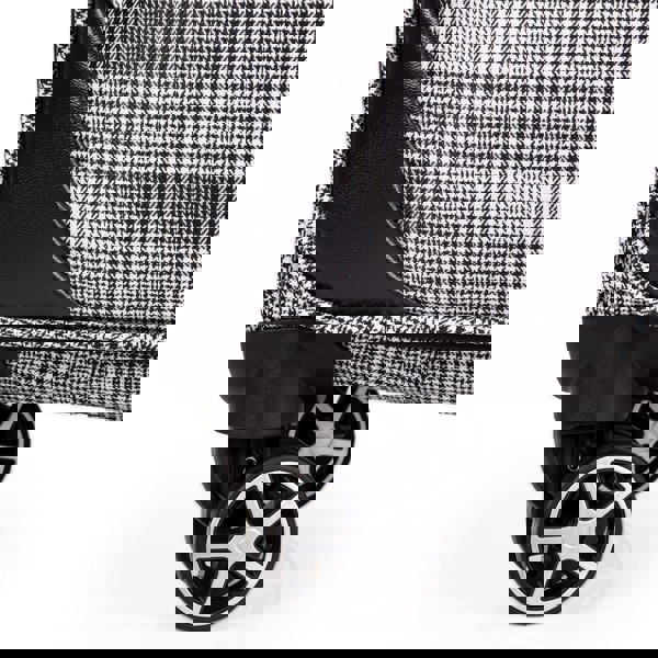 London Fog The Newbury Soft Shell Hold Luggage 4 Spinner Wheeled Suitcase