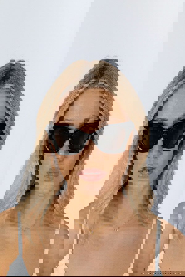 SVNX Oversized Cat-Eye Sunglasses in Black