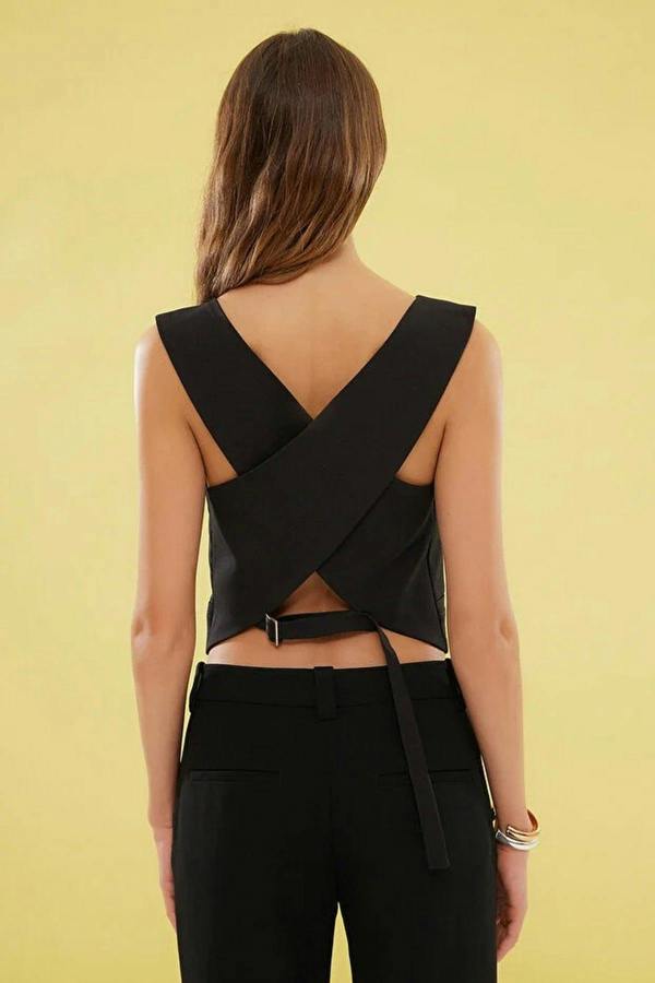 WOVCOR V-Neck Back Cross Woven Vest