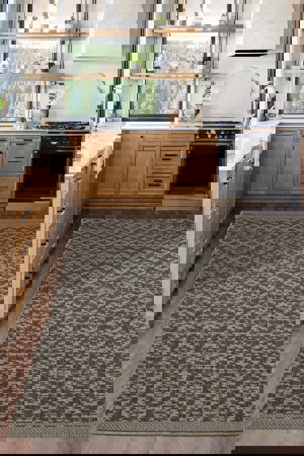 County Genesis Rug Diamond Design – Indoor/Outdoor Use