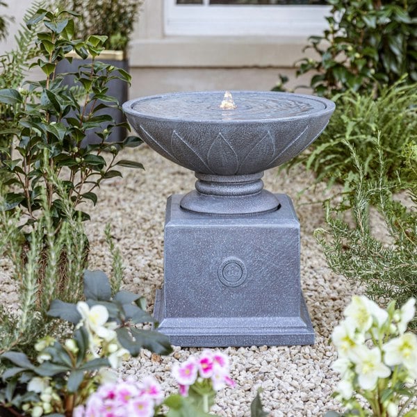 Royal Botanic Gardens Kew Bowl & Plinth Water Feature