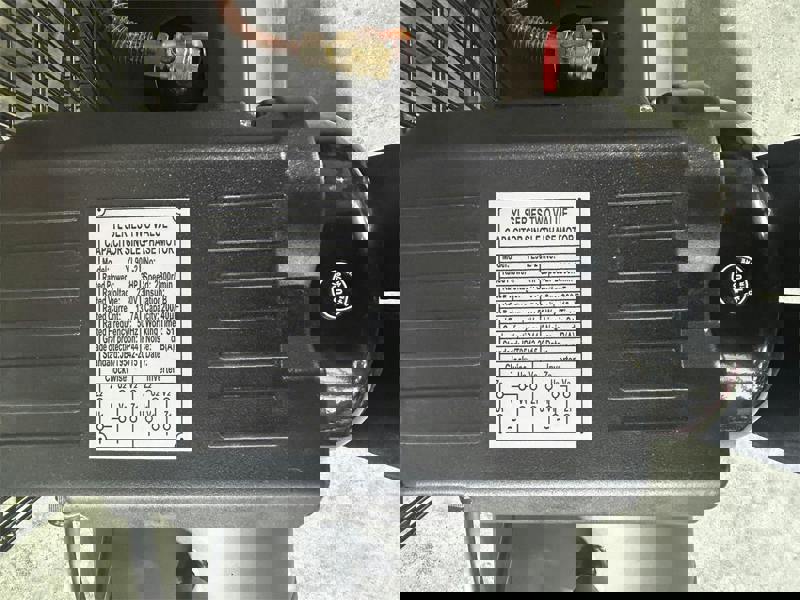 Heavy Duty Electric Air Compressor 200L 350LPM 8 BAR / 115PSI (3HP 2.2KW Garage Workshop)