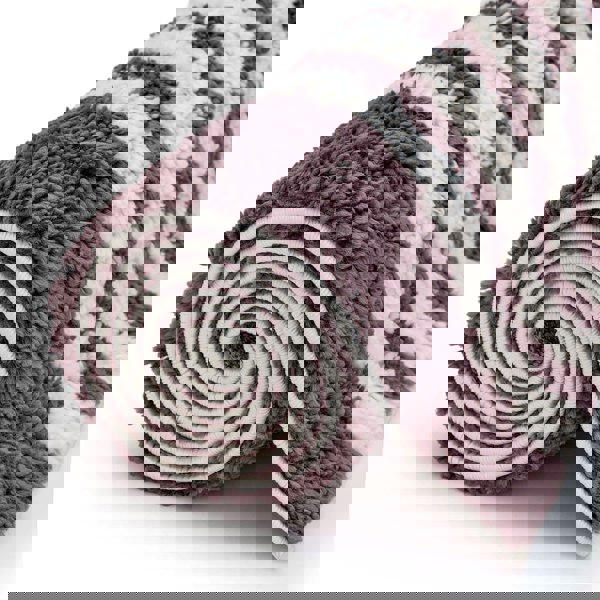 Moodi Shaggy Purple Rug, 30 mm soft & durable pile, warmth underfoot, scandinavian design | THE RUGS