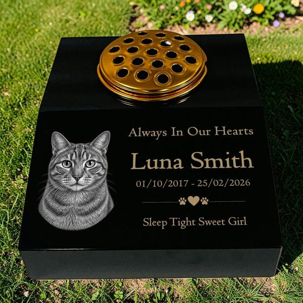 Memorials Direct Cat Memorial Granite Photo Desk