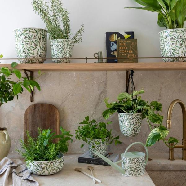 Ivyline Maisie Vintage Olive Metal Planter Set of 2