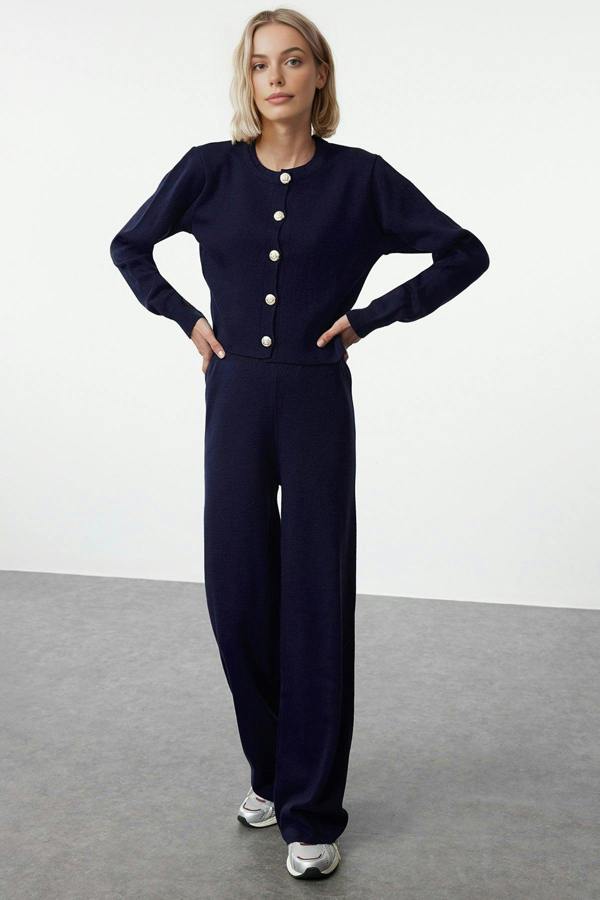 WOVCOR 2-Piece Crop Knit Top & Pants Set