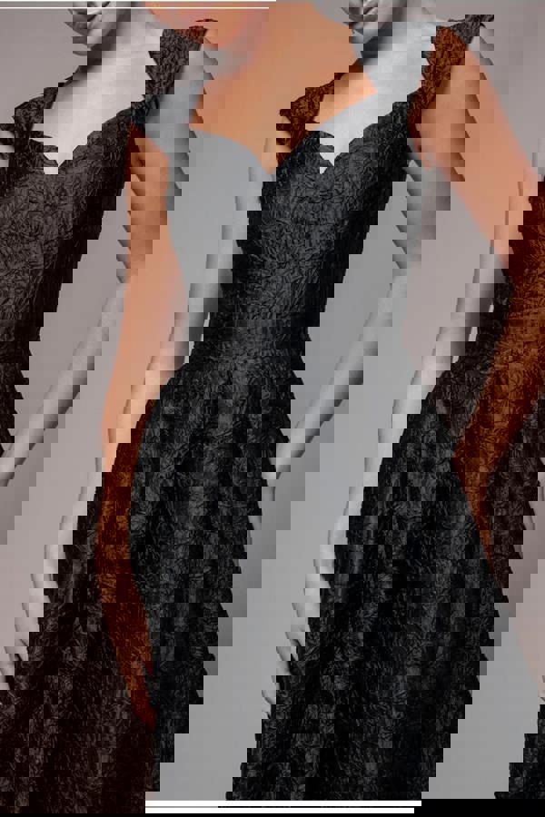 Crushed Satin Sleeveless A Line Midi Dress - Black DR4551