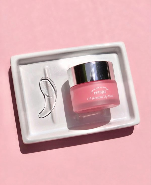 PETITFEE Oil Blossom Lip Mask Camellia Seed Oil 15g