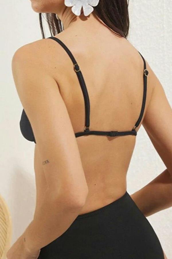 WOVCOR Triangle-Shaped Bikini Top with