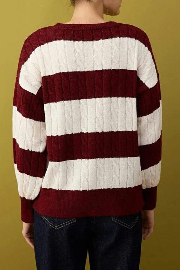 WOVCOR Soft Textured Color Blocking Knit Sweater