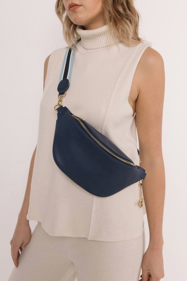 Alice Wheeler Bee Over Shoulder Banana Bag – Crossbody Travel Sling