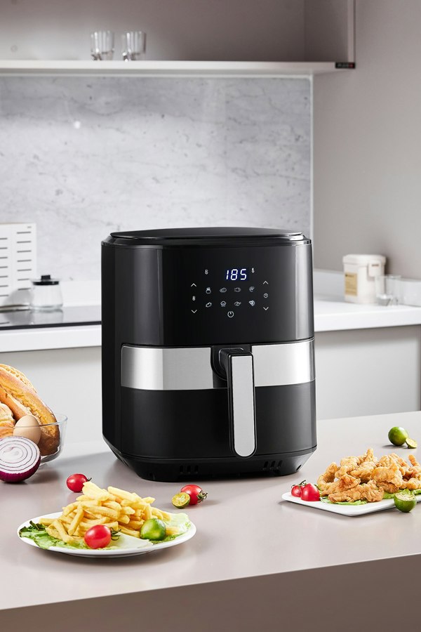 Living and Home 8L Touch Control Air Fryer 1500W with Smart Display, Adjustable Temp, Timer Function