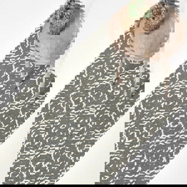 HOMESCAPES Riga 100% Cotton Printed Patterned Rug